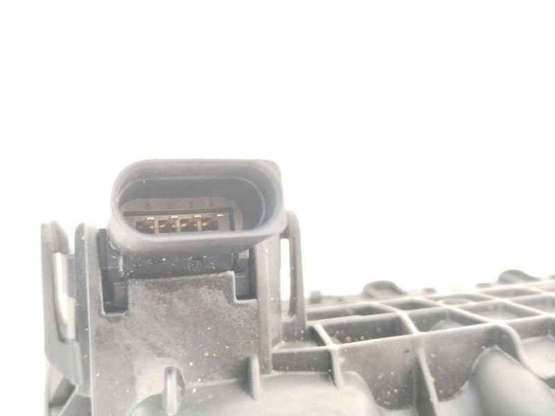 Recambio de colector admision para seat ibiza (6p1) reference plus referencia OEM IAM 04E129711J 04E145749F 04E129709L