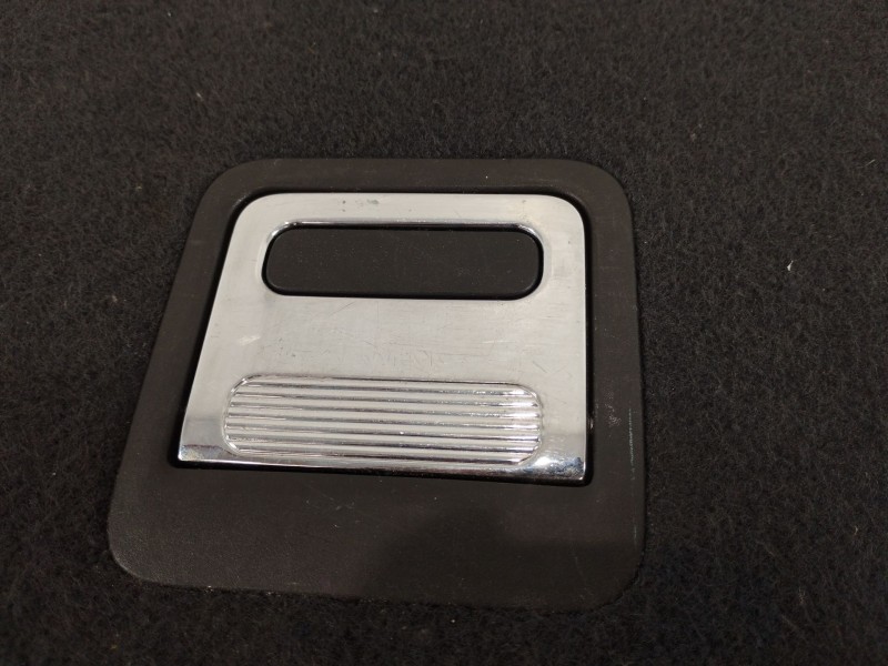 Recambio de bandeja trasera para peugeot 3008 monospace (0u_) 2.0 hdi hybrid4 referencia OEM IAM 96715240 96715236 