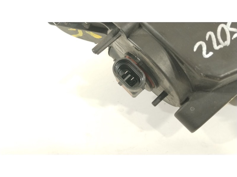 Recambio de faro antiniebla derecho para audi a5 sportback (8ta) 2.0 tdi referencia OEM IAM 8T0941700G  