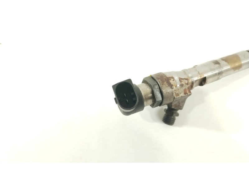 Recambio de inyector para renault scenic iii expression referencia OEM IAM 166006212R  H8201100113