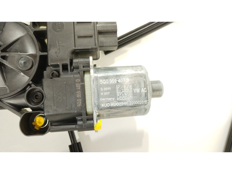 Recambio de elevalunas trasero izquierdo para seat arona (kj7, kjp) 1.6 mpi referencia OEM IAM 6F0839461C  5Q0959407D