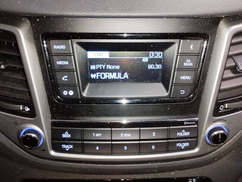 Recambio de sistema audio / radio cd para hyundai tucson essence bluedrive 2wd referencia OEM IAM 96170D70104X  