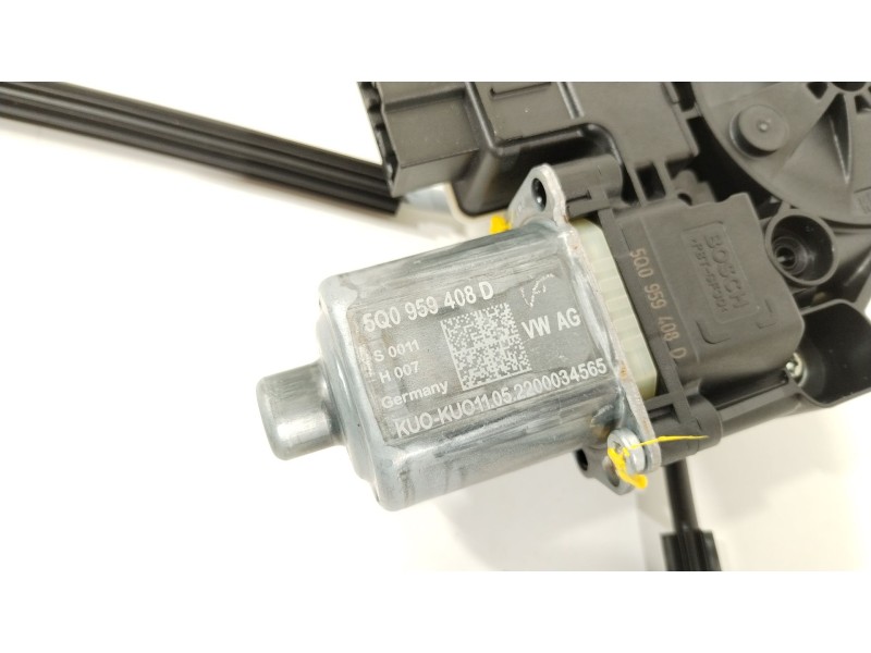 Recambio de elevalunas trasero derecho para seat arona (kj7, kjp) 1.6 mpi referencia OEM IAM 6F0839462C  5Q0959408D