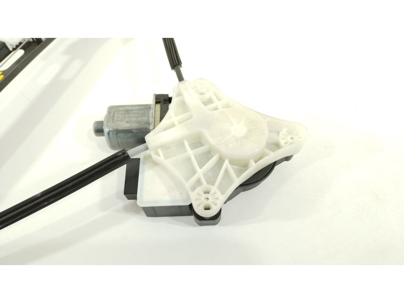 Recambio de elevalunas trasero derecho para seat arona (kj7, kjp) 1.6 mpi referencia OEM IAM 6F0839462C  5Q0959408D