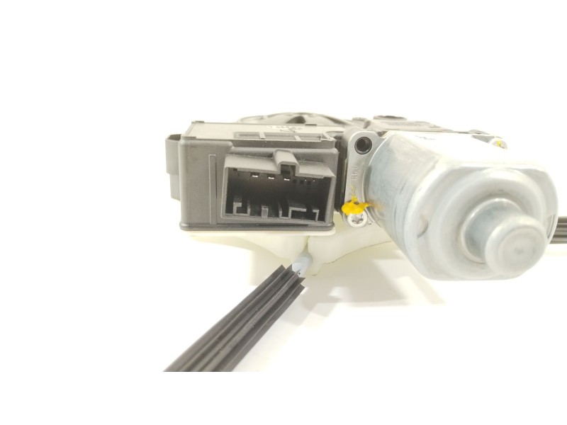 Recambio de elevalunas trasero derecho para seat arona (kj7, kjp) 1.6 mpi referencia OEM IAM 6F0839462C  5Q0959408D