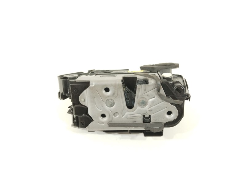 Recambio de cerradura puerta trasera derecha para seat arona (kj7, kjp) 1.6 mpi referencia OEM IAM 5TA839016P  