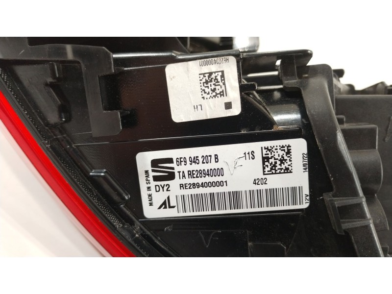 Recambio de piloto trasero izquierdo para seat arona (kj7, kjp) 1.6 mpi referencia OEM IAM 6F9945207B  