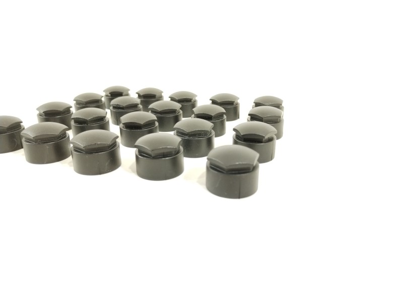 Recambio de embellecedor para seat arona (kj7, kjp) 1.6 mpi referencia OEM IAM 4M0601173E  