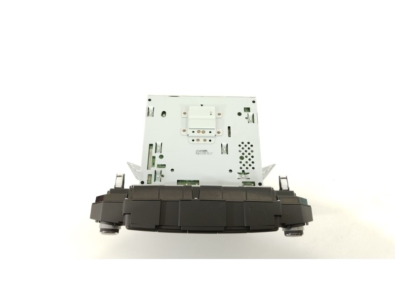 Recambio de sistema audio / radio cd para hyundai tucson essence bluedrive 2wd referencia OEM IAM 96170D70104X  