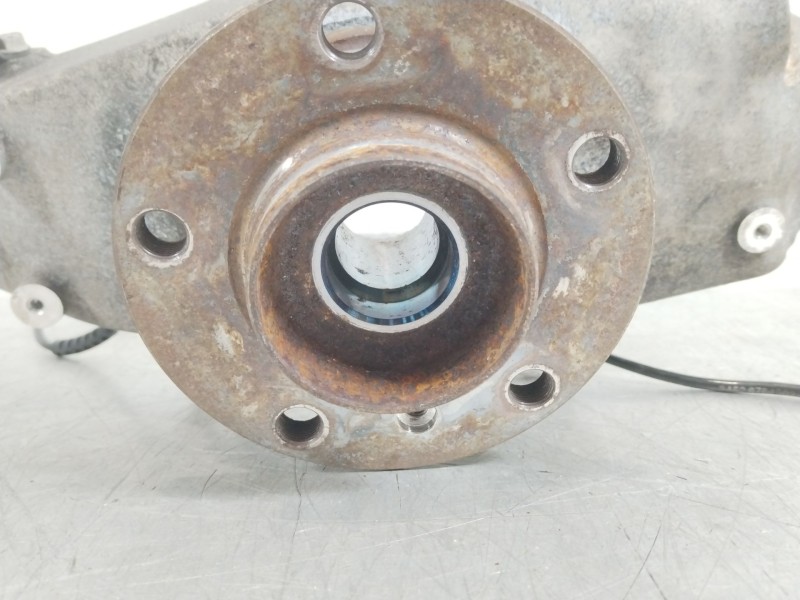 Recambio de mangueta delantera derecha para bmw 5 touring (f11) 525 d xdrive referencia OEM IAM 31216777752  31206868480