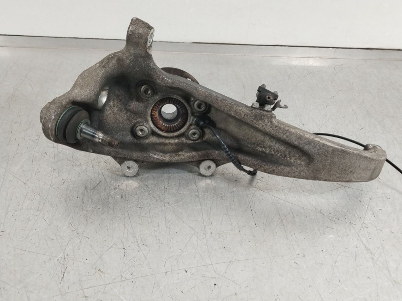 Recambio de mangueta delantera derecha para bmw 5 touring (f11) 525 d xdrive referencia OEM IAM 31216777752  31206868480