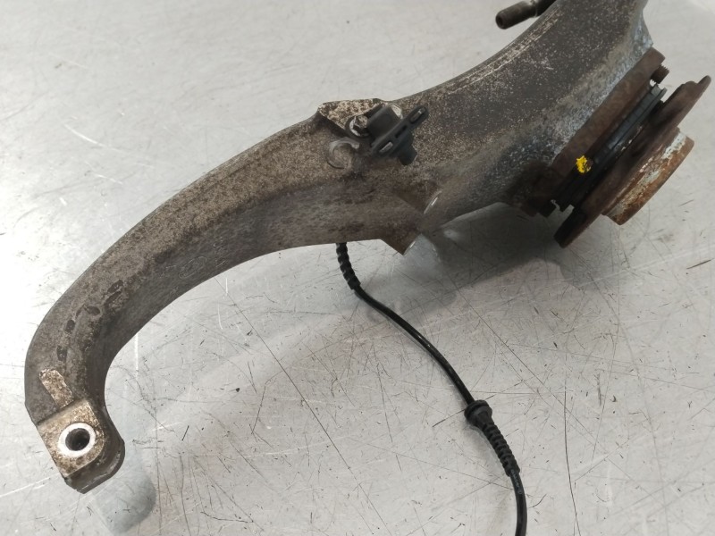 Recambio de mangueta delantera derecha para bmw 5 touring (f11) 525 d xdrive referencia OEM IAM 31216777752  31206868480