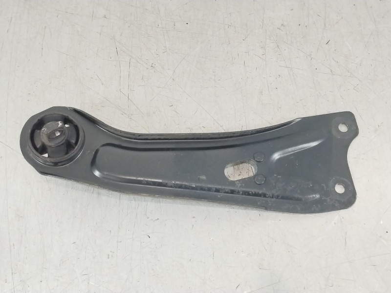 Recambio de brazo suspension inferior trasero izquierdo para hyundai i30 (pd) n project c referencia OEM IAM 55270S0000  