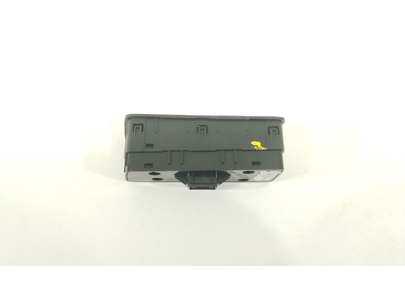 Recambio de mando multifuncion para hyundai tucson essence bluedrive 2wd referencia OEM IAM 93710D7190TRY  3D11C0B000