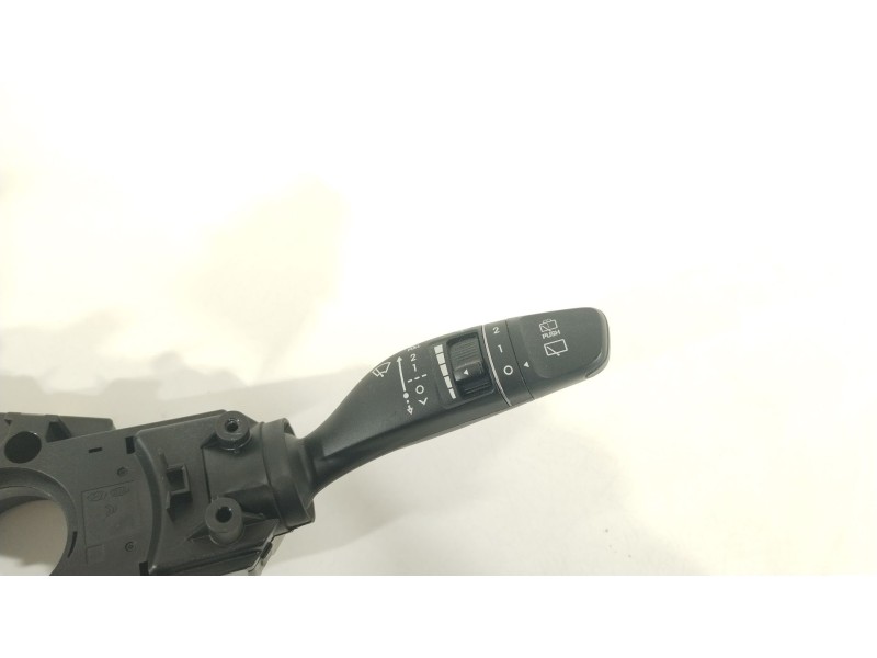 Recambio de mando luces para hyundai tucson essence bluedrive 2wd referencia OEM IAM 93403D3850  