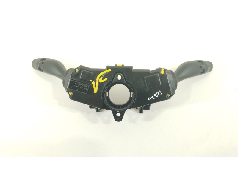 Recambio de mando luces para hyundai tucson essence bluedrive 2wd referencia OEM IAM 93403D3850  