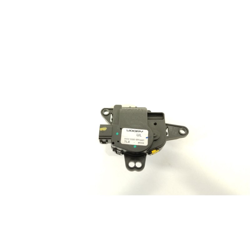 Recambio de motor apertura trampillas climatizador para hyundai tucson essence bluedrive 2wd referencia OEM IAM HVCCD266NFFA01  