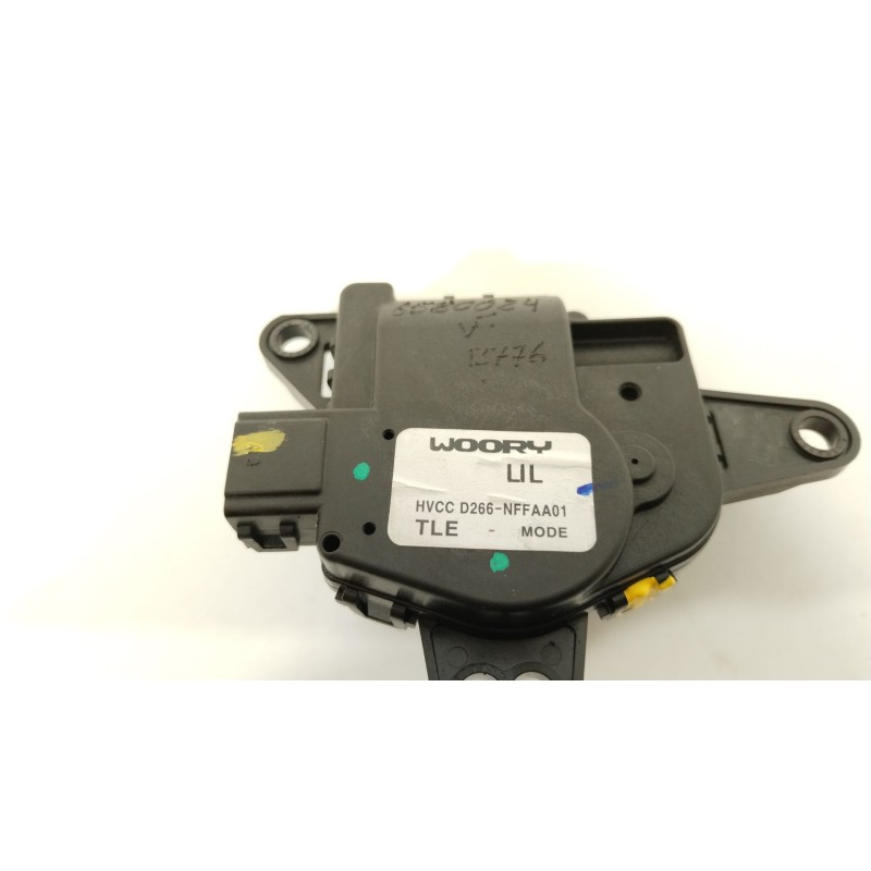 Recambio de motor apertura trampillas climatizador para hyundai tucson essence bluedrive 2wd referencia OEM IAM HVCCD266NFFA01  