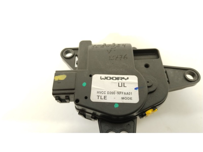 Recambio de motor apertura trampillas climatizador para hyundai tucson essence bluedrive 2wd referencia OEM IAM HVCCD266NFFA01  