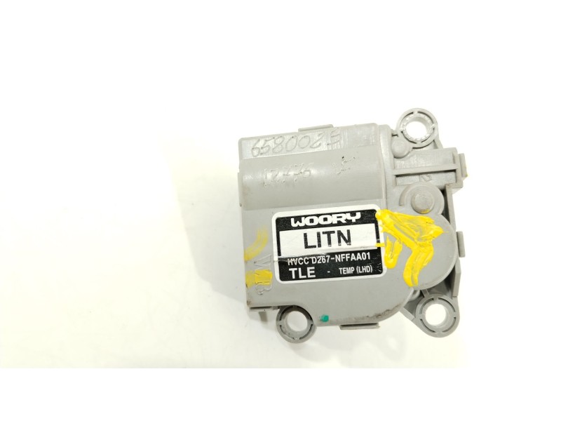 Recambio de motor apertura trampillas climatizador para hyundai tucson essence bluedrive 2wd referencia OEM IAM HVCCD267NFFAA01 