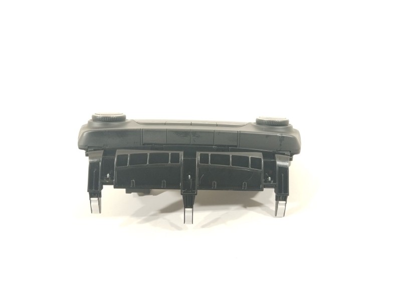 Recambio de mando climatizador para hyundai tucson essence bluedrive 2wd referencia OEM IAM 97250D7000TRY  97250D7000