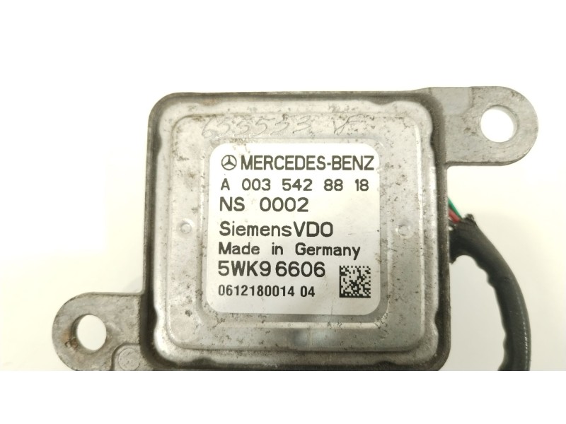 Recambio de sonda lambda para mercedes-benz clase cls (w219) 350 cgi (219.357) referencia OEM IAM A0035428818  5WK96606