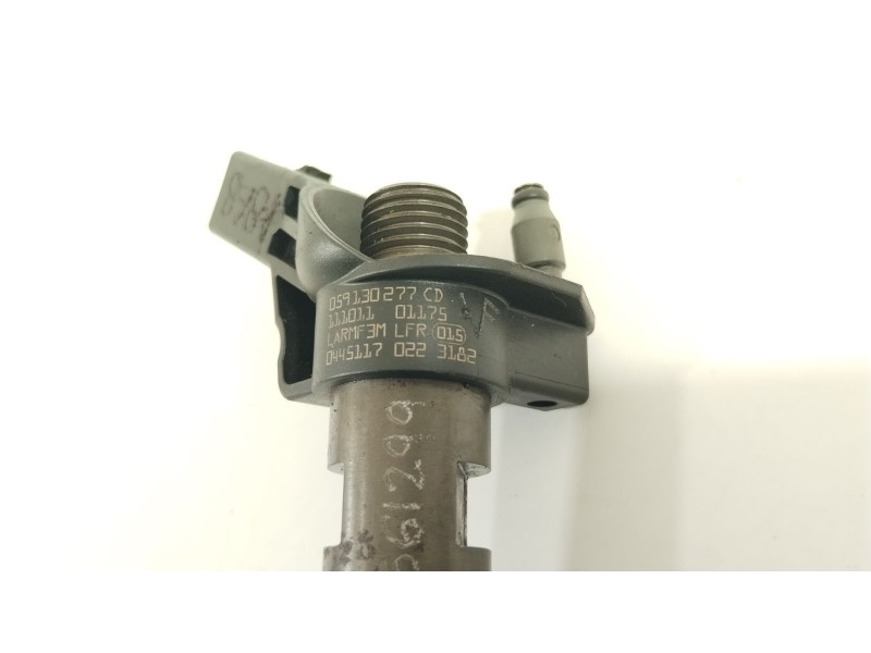 Recambio de inyector para audi a5 coupe (8t) referencia OEM IAM 059130277CD  0445117022