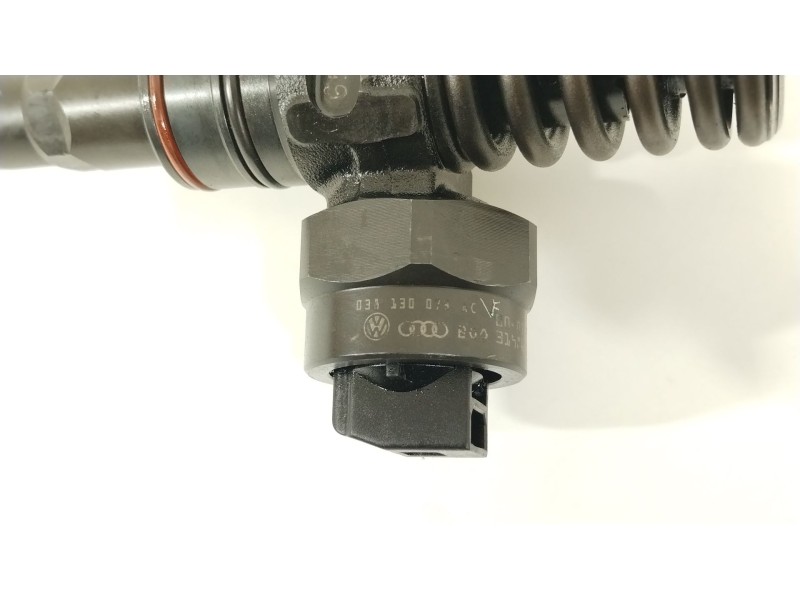 Recambio de inyector para seat alhambra (7v8, 7v9) 1.9 tdi referencia OEM IAM 038130073AC  0414720029