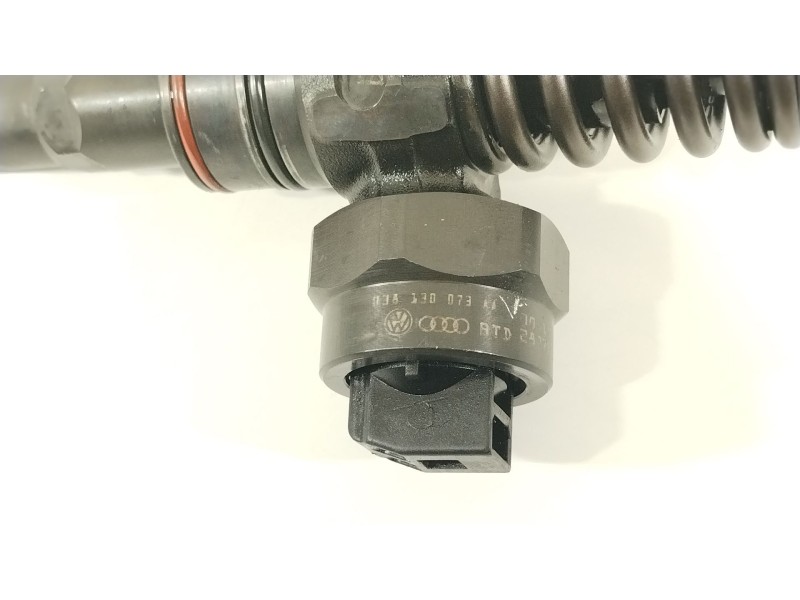 Recambio de inyector para audi a3 (8l1) 1.9 tdi referencia OEM IAM 038130073AA  0414720028
