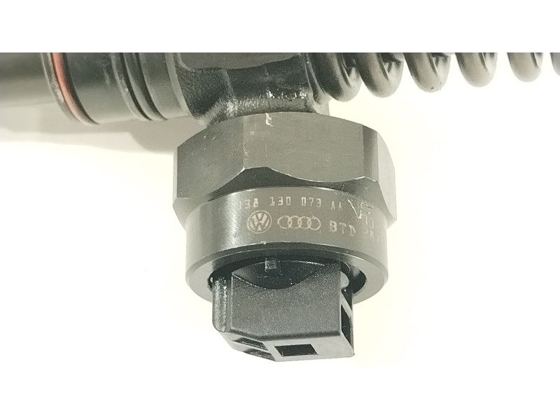Recambio de inyector para audi a3 (8l1) 1.9 tdi referencia OEM IAM 038130073AA  0414720028