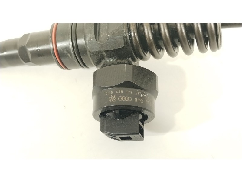 Recambio de inyector para audi a3 (8l1) 1.9 tdi referencia OEM IAM 038130073AA  0414720028