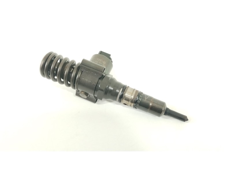 Recambio de inyector para audi a3 (8p) 2.0 tdi ambiente referencia OEM IAM 03G130073G  