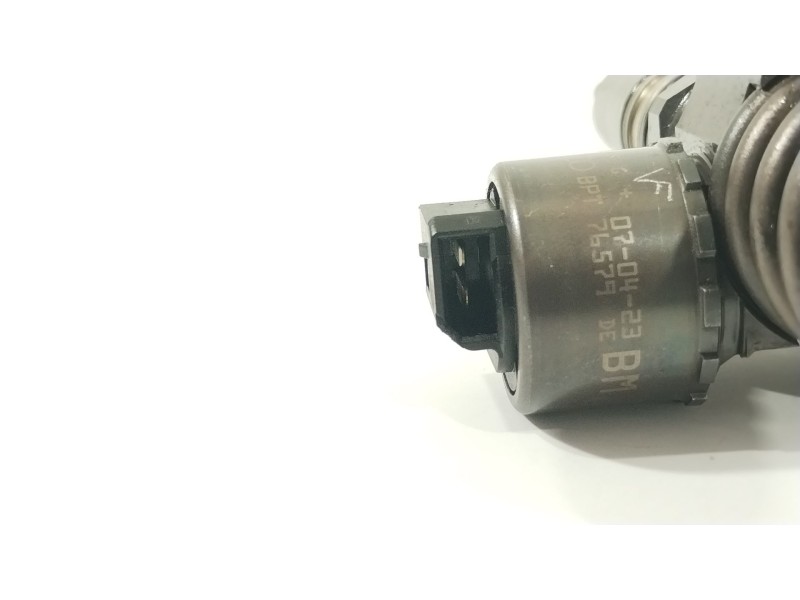 Recambio de inyector para audi a3 (8p) 2.0 tdi ambiente referencia OEM IAM 03G130073G  