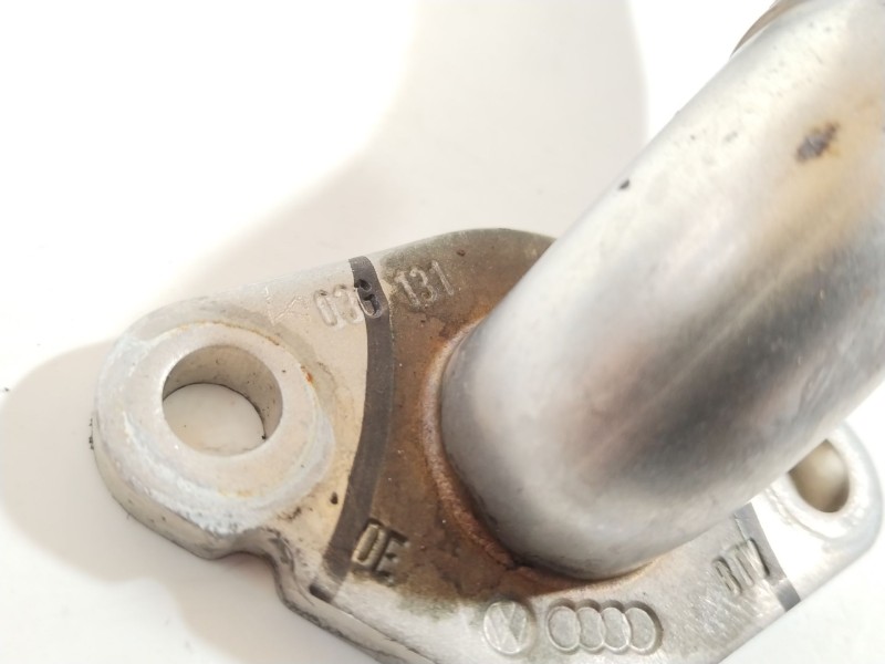 Recambio de tubo para volkswagen golf v berlina (1k1) gt sport referencia OEM IAM 03G131521AH  