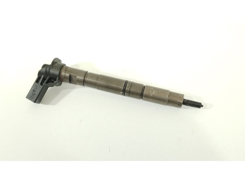 Recambio de inyector para audi a3 (8p) 2.0 tdi limited edition (103kw) referencia OEM IAM 03L130277  