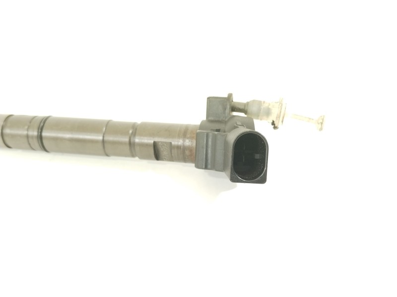 Recambio de inyector para audi a3 (8p) 2.0 tdi limited edition (103kw) referencia OEM IAM 03L130277  
