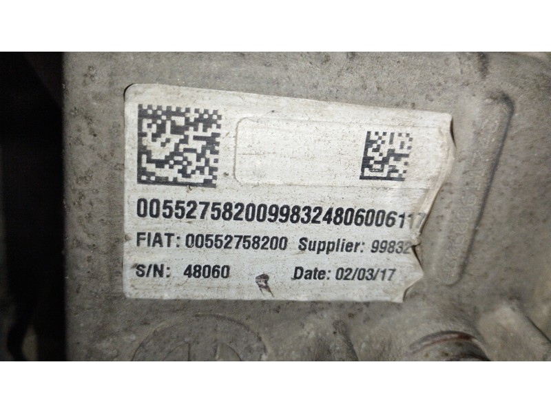 Recambio de diferencial trasero para jeep renegade deserthawk 4wd referencia OEM IAM 552758200  48060061174C