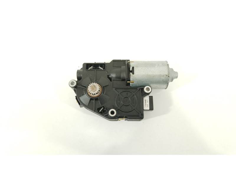 Recambio de motor techo electrico para bmw serie 3 touring (f31) 320d referencia OEM IAM 67667316536  