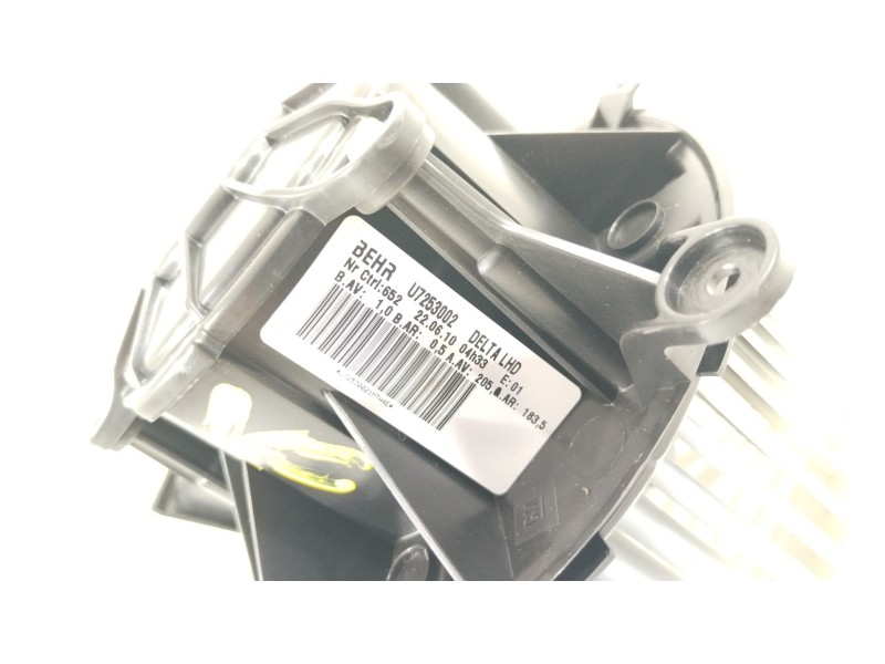 Recambio de ventilador calefaccion para opel astra j lim. selective business referencia OEM IAM 7253002  1845105