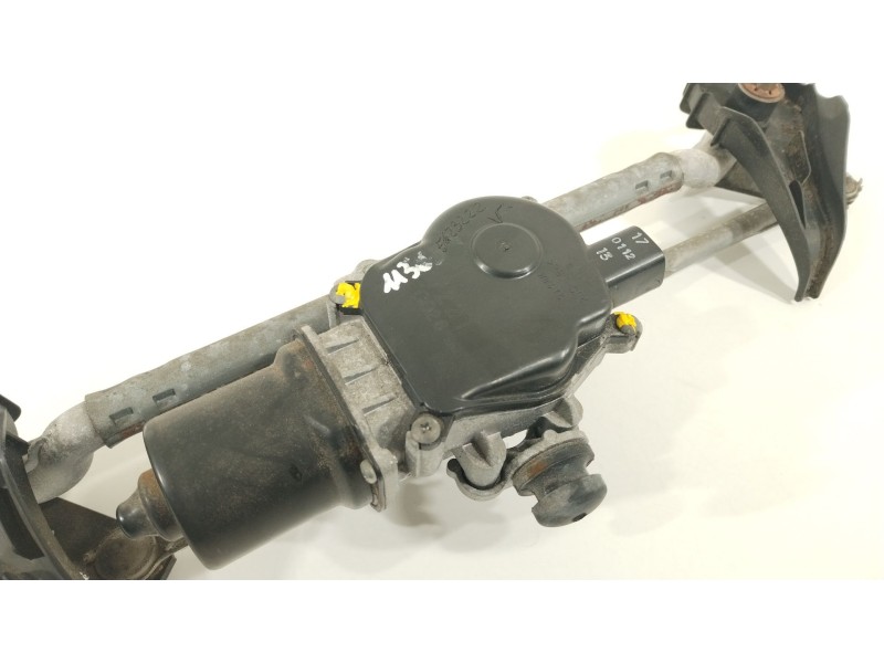 Recambio de motor limpia delantero para mazda cx-3 luxury referencia OEM IAM DB2W67360A 7221C026 , DA6C6737X DB2W67340