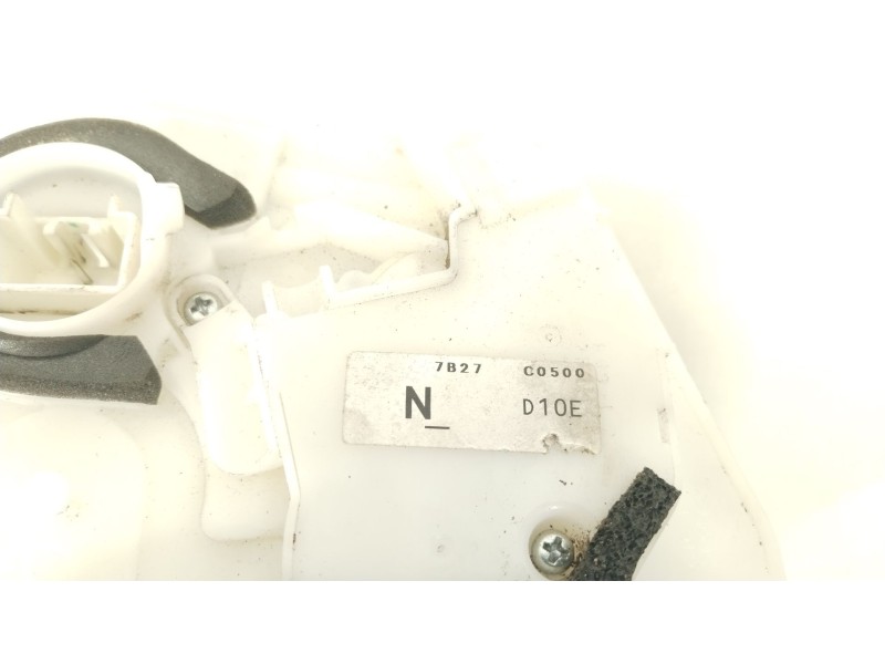 Recambio de cerradura puerta trasera izquierda para mazda cx-3 luxury referencia OEM IAM D10E73310  7B27C0500