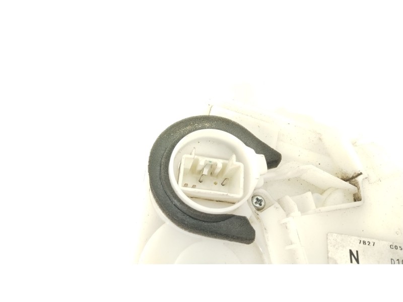 Recambio de cerradura puerta trasera izquierda para mazda cx-3 luxury referencia OEM IAM D10E73310  7B27C0500