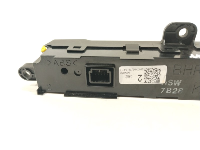 Recambio de pantalla multifuncion para mazda cx-3 luxury referencia OEM IAM BHR155260  2DA6C