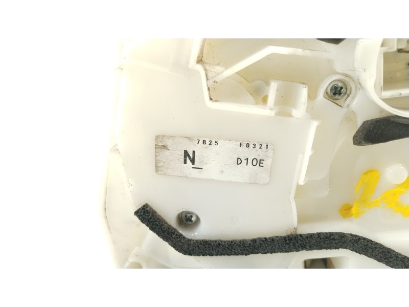 Recambio de cerradura puerta trasera derecha para mazda cx-3 luxury referencia OEM IAM D10E72310  7B25F0321