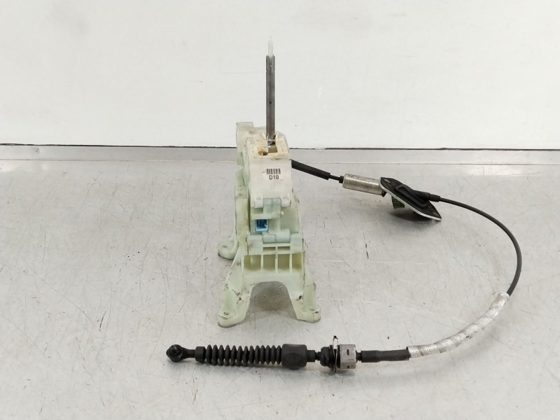 Recambio de palanca cambio para kia niro emotion plug-in hybrid referencia OEM IAM 46701D4430  46710A