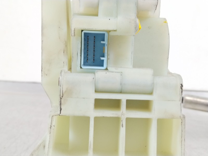 Recambio de palanca cambio para kia niro emotion plug-in hybrid referencia OEM IAM 46701D4430  46710A