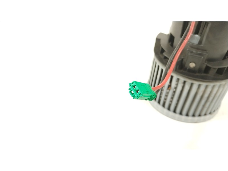 Recambio de ventilador calefaccion para peugeot 308 sw active referencia OEM IAM 1610497180  DB271001