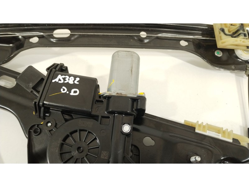Recambio de elevalunas delantero derecho para opel astra k (b16) 1.6 cdti (68) referencia OEM IAM 13406674  