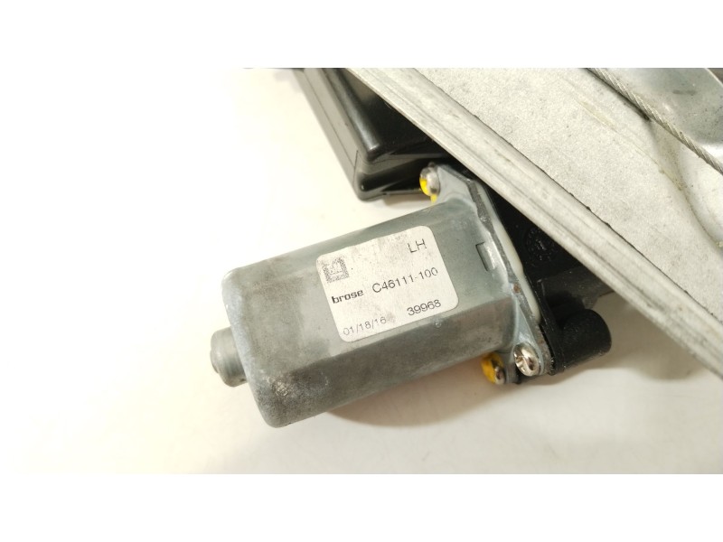 Recambio de elevalunas trasero izquierdo para opel astra k (b16) 1.6 cdti (68) referencia OEM IAM 13406677  