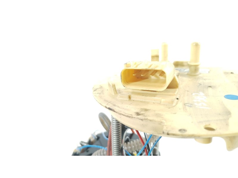 Recambio de bomba combustible para opel astra k (b16) 1.6 cdti (68) referencia OEM IAM 13599389  13599389001